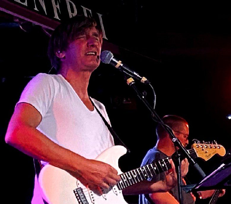 2025-09-02-KolumneFatalBand